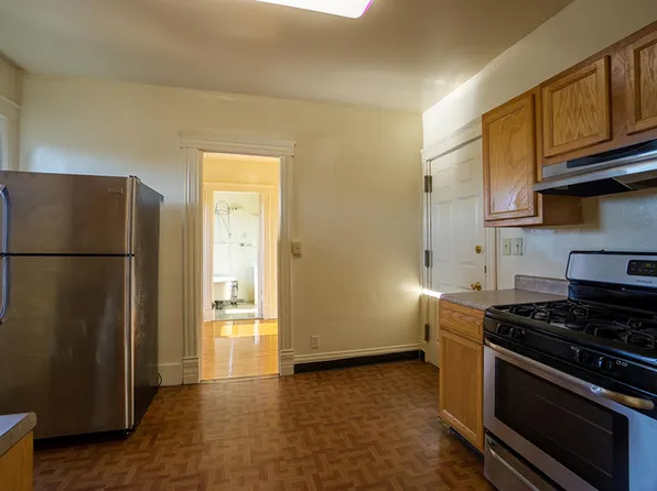 120 Dell St - Available 8/1/2026 - Second Floor Apartment, 120 Dell St, Syracuse, NY 13210