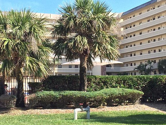 3rd image of 1830 N Atlantic Ave APT 305
