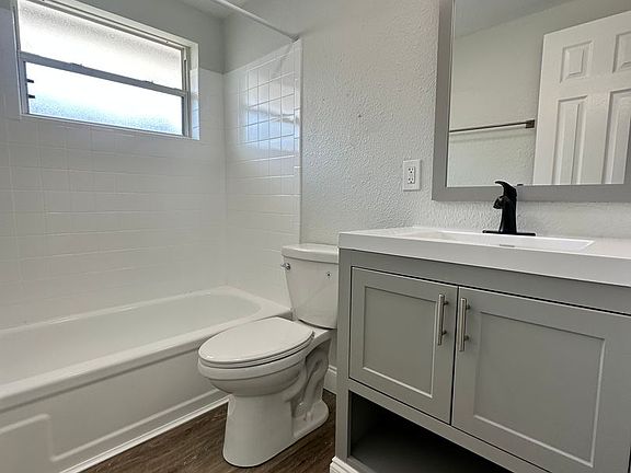 5th image of 45 & 55 W Fray St #5