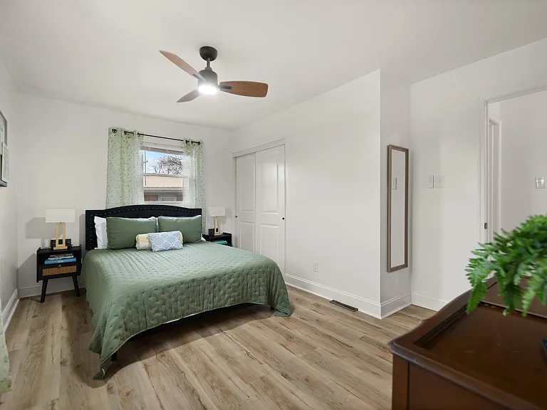 1706 Cameron Ct — Photo 14