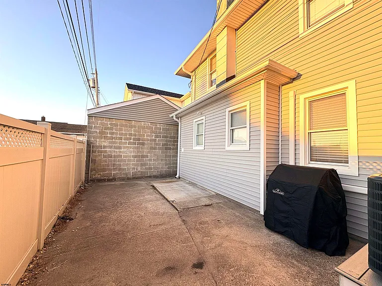 6 N Jasper Ave — Photo 39