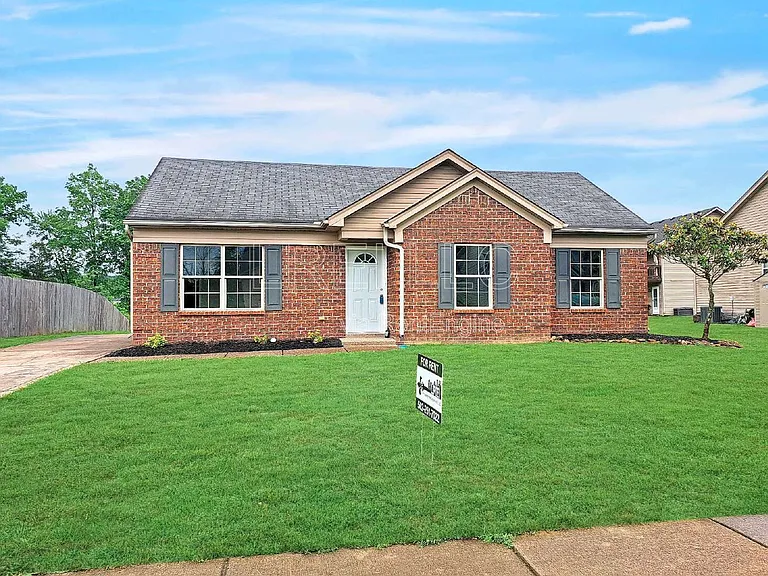 222 Mud Hen Dr — Photo 1