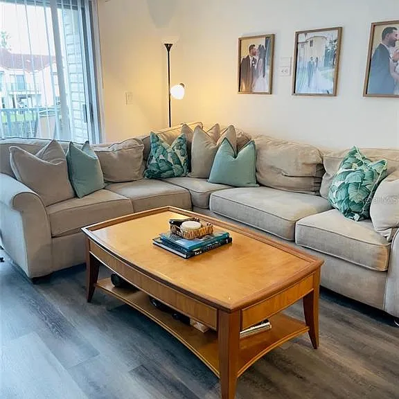 2500 Woodgate Blvd #203 — Photo 3