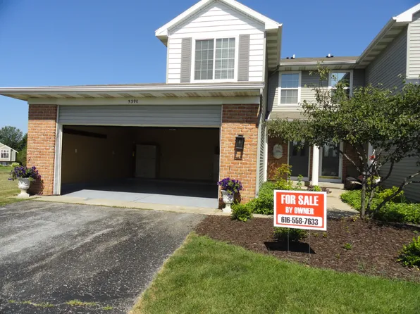 5390 Rivertown Cir SW, Wyoming, MI 49418