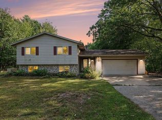 1171 W Olson Rd, Midland, MI 48640