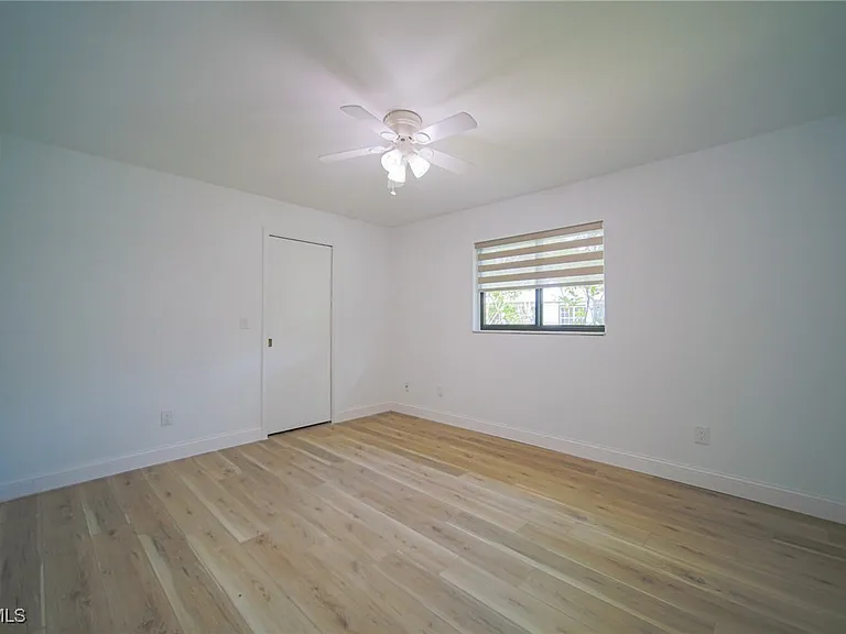 1250 Riverbend Dr — Photo 45