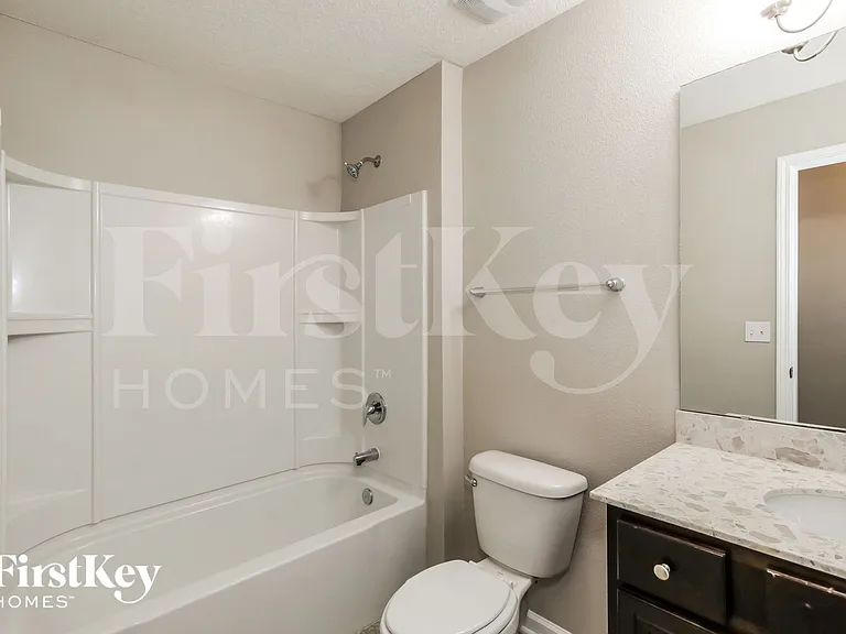 644 Drysdale Dr — Photo 13