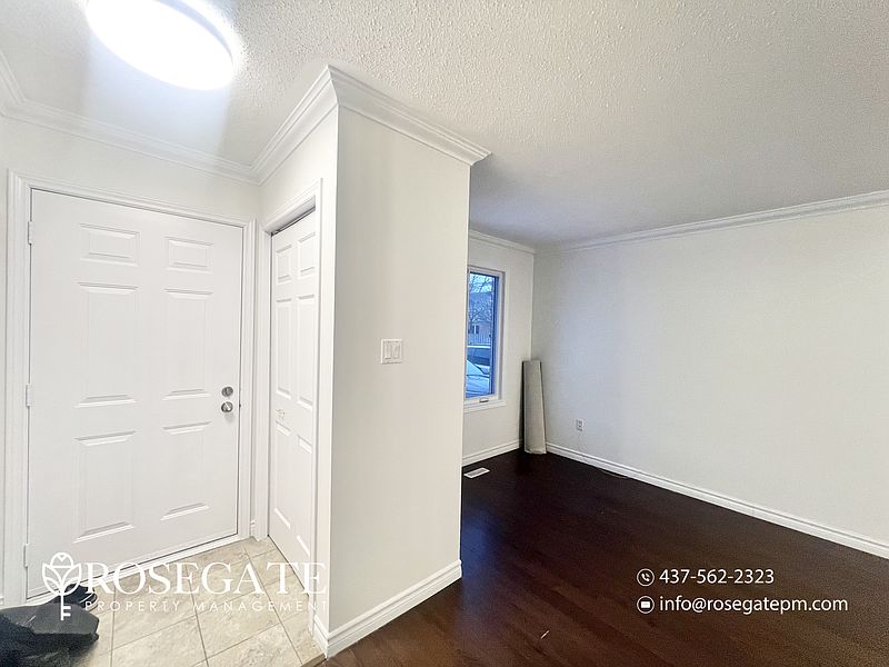 London Townhouse for rent - 3 Bedrooms — photo 8