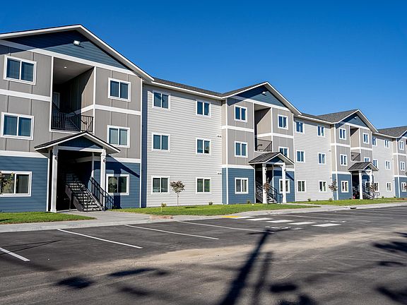 3rd image of 3120 W 4th Ave #140