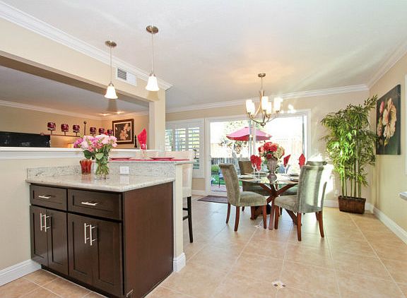 4th image of 6094 Blacklock Ct