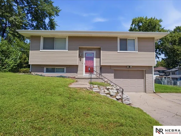 4962 O St, Omaha, NE 68117