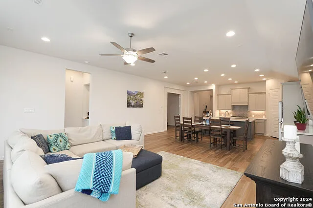 14308 Apache Wls — Photo 8