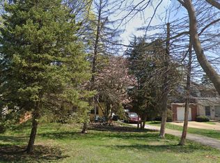 4415 Washington St, Downers Grove, IL 60515