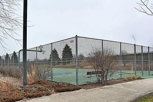 Grove Ave — Photo 20