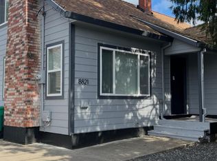 8821 SE Henderson St, Portland, OR 97266