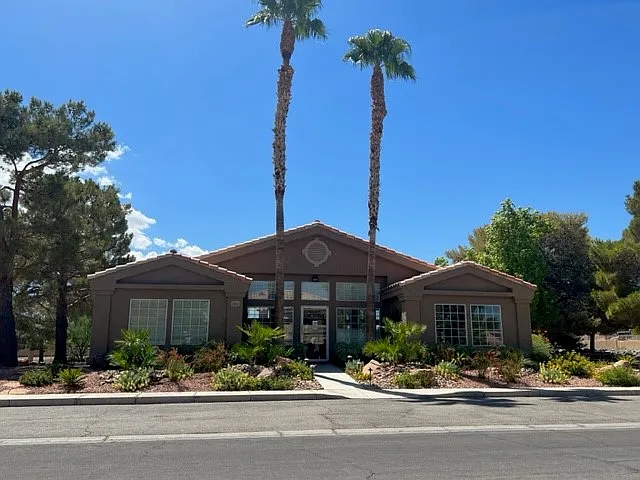 2817 Mill Point Dr — Photo 41