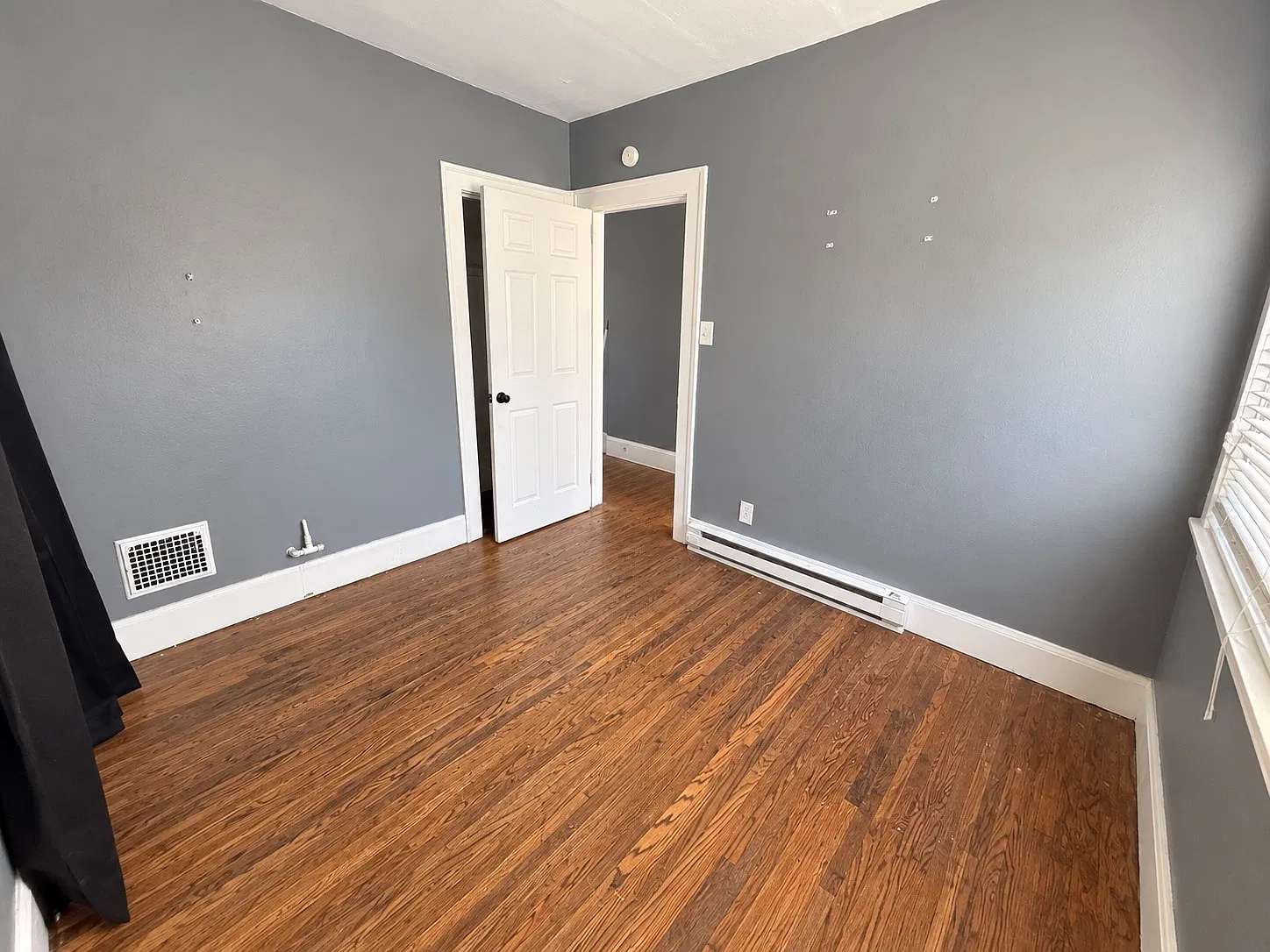 1 bed, 700 sqft, $900 — Photo 4