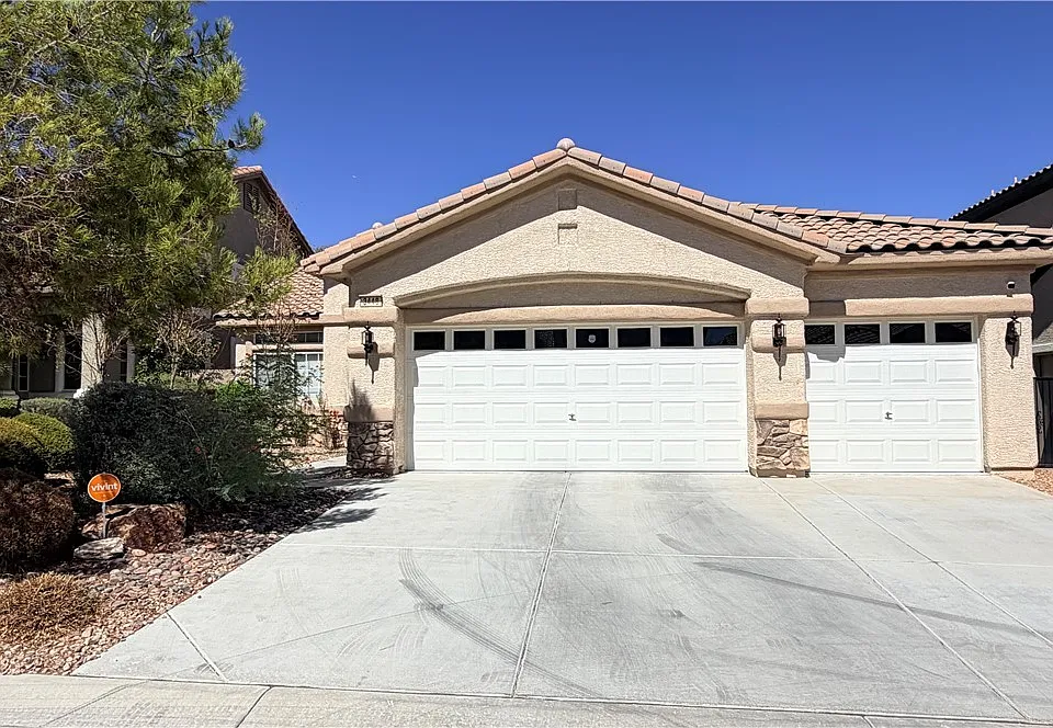 3448 Cupecoy Point Ave