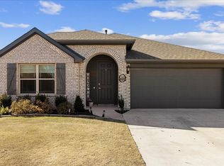 1068 Fairfax Dr, Godley, TX 76044