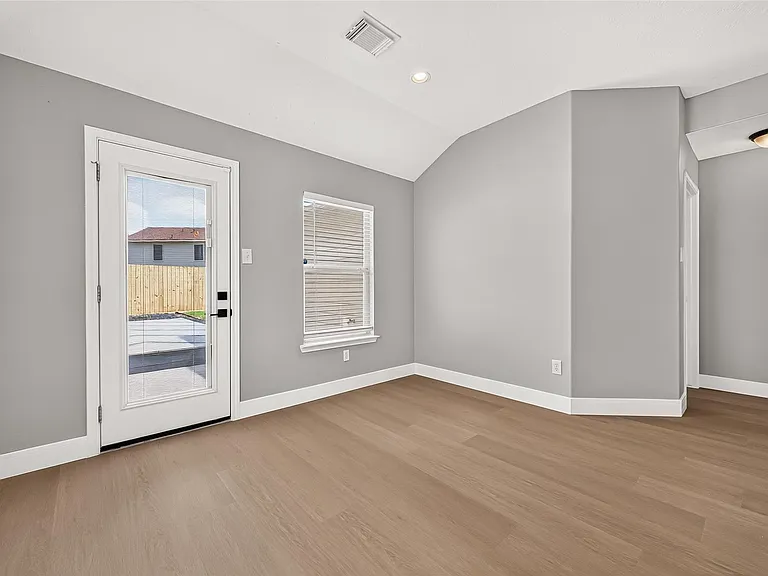 22210 Bellow Glen Dr — Photo 19