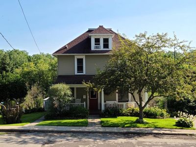 221 Davis St, Mineral Point, WI, 53565