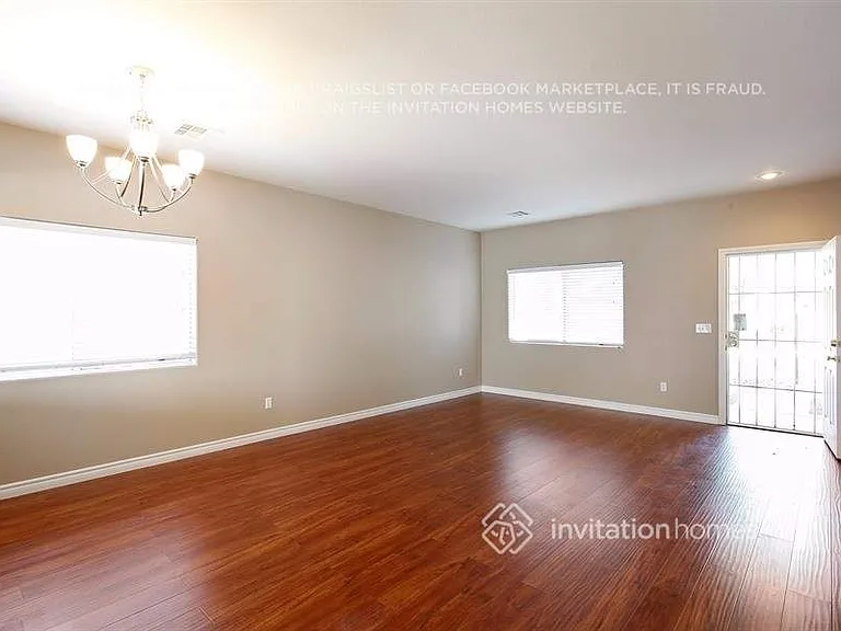 5009 Morning Falls Ave — Photo 3