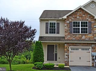 311 Caramist Cir, Sinking Spring, PA 19608