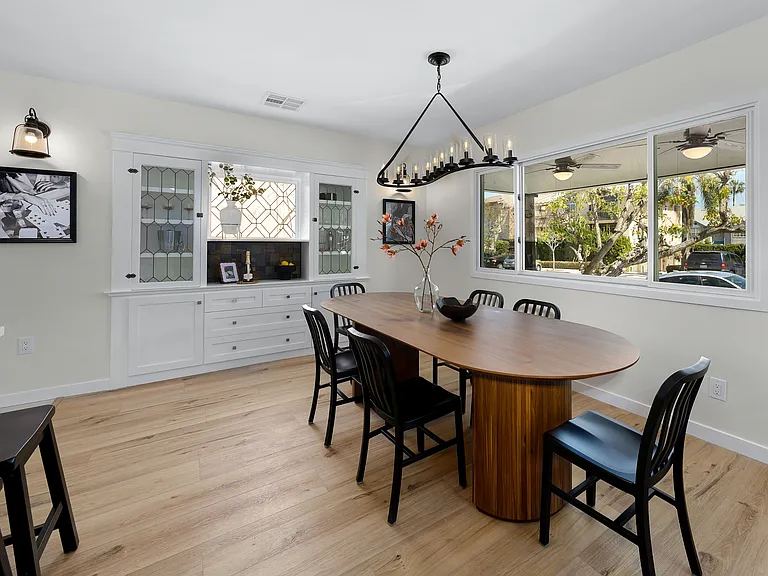 4062 Goldfinch St — Photo 40