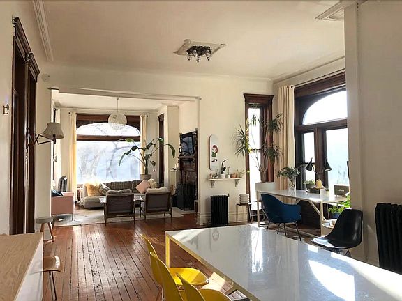 2nd image of 2156 W Pierce Ave #1