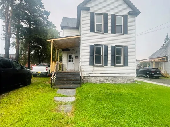 55 Prospect St, Gouverneur, NY 13642