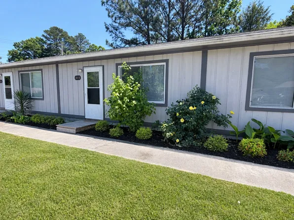 100 McKellar Dr #106A, Greenwood, SC 29646