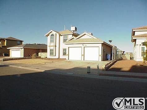 3rd image of 3520 Tierra Amanda Ln