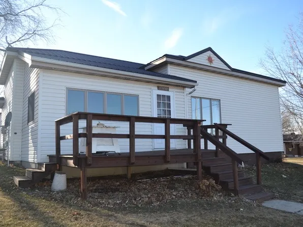 219 N Main St, Greenwood, WI 54437