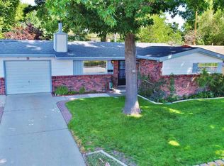 1122 Greenbrae Dr, Sparks, NV 89431