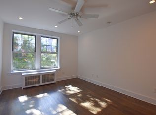 1 Bank St APT 3N, New York, NY 10014