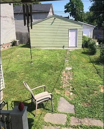 2nd image of 4604 Bridge Ave