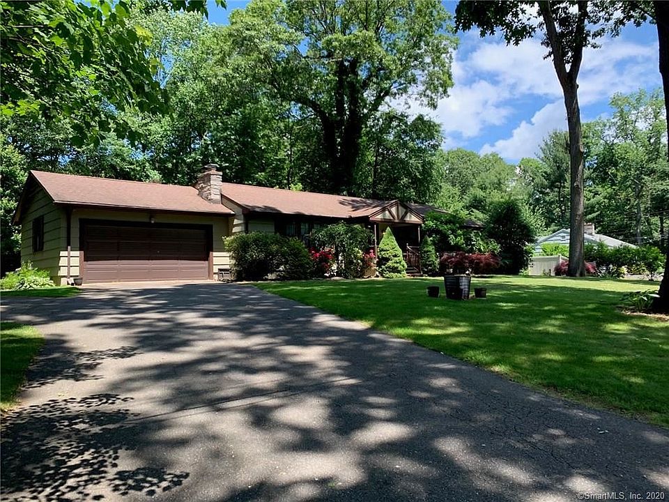 2nd image of 259 Hemlock Hill Rd