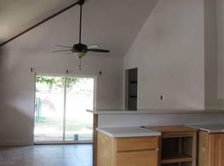 824 Kainui Pl, Kailua, HI 96734