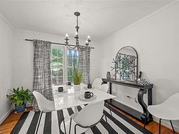5th image of 1131 Cypress Cir