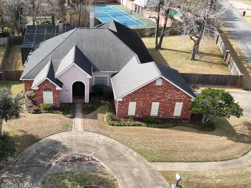 1st image of 100 Claremont Cir