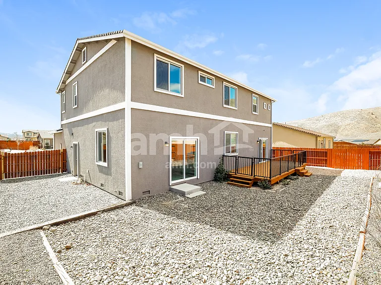 18667 Granite Peak Ct — Photo 17