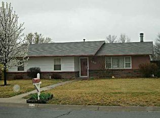 130 April Dr, Mulvane, KS 67110