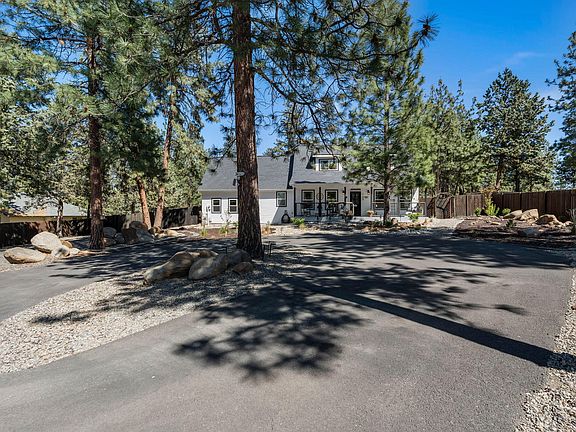 2nd image of 70116 Appaloosa Dr