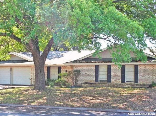 522 CRESTWAY DR, Windcrest, TX 78239