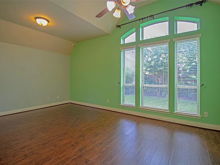 2019 Sunset Springs Dr — Photo 19