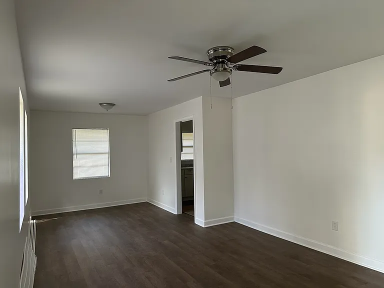 3457 Norwood Ave — Photo 6