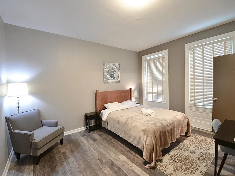 302 S 12th St #403 — Photo 14