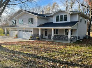 1304 Westchester Ct, Mahomet, IL 61853