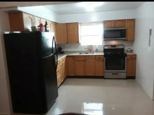 1215 Bergenline Avenue image 2 of 15