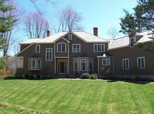 5 Ledgewater Dr, Kennebunk, ME 04043